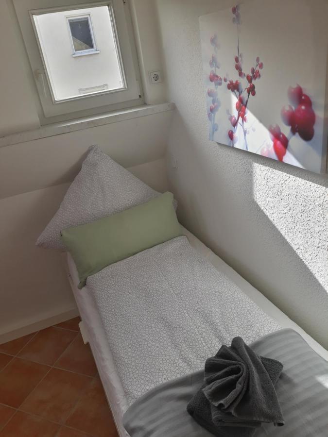 Ferienwohnung Katrin - Nahe Chemnitz Limbach-Oberfrohna Екстер'єр фото